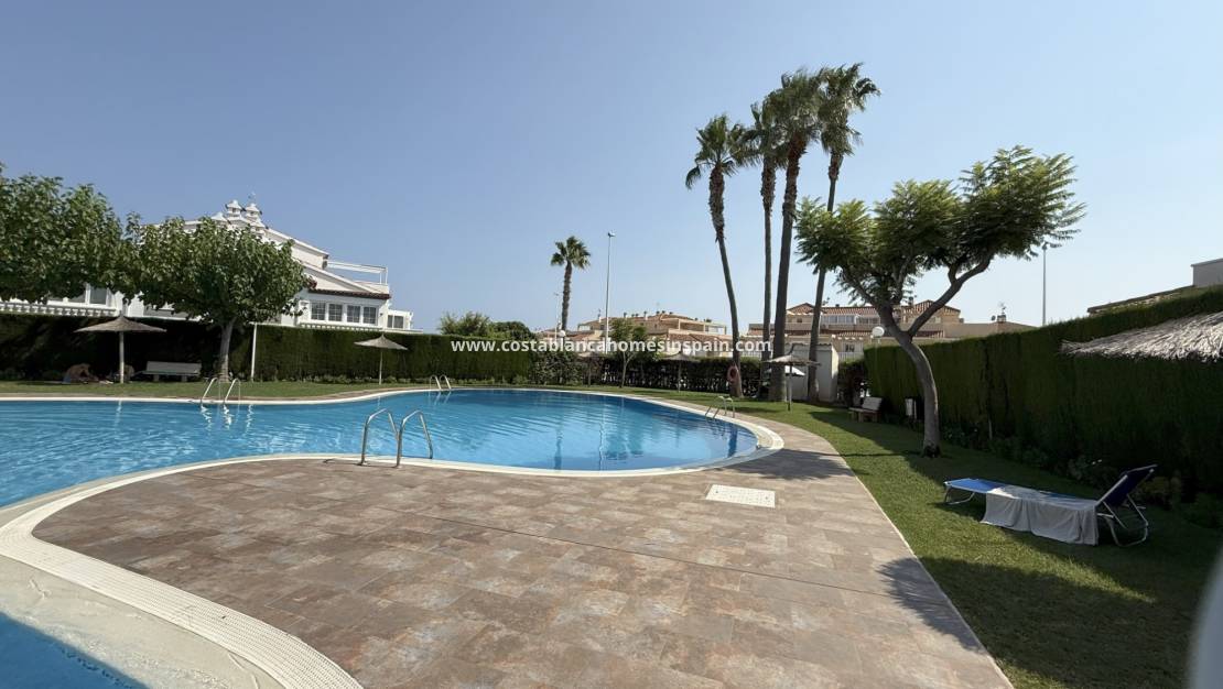 Re-salg - Apartment - Orihuela Costa - La Zenia