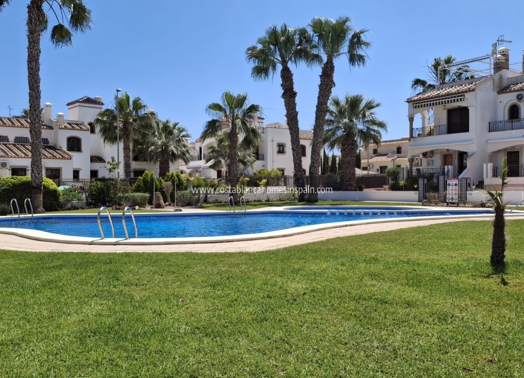 Re-salg - Apartment - Orihuela Costa - Villamartin