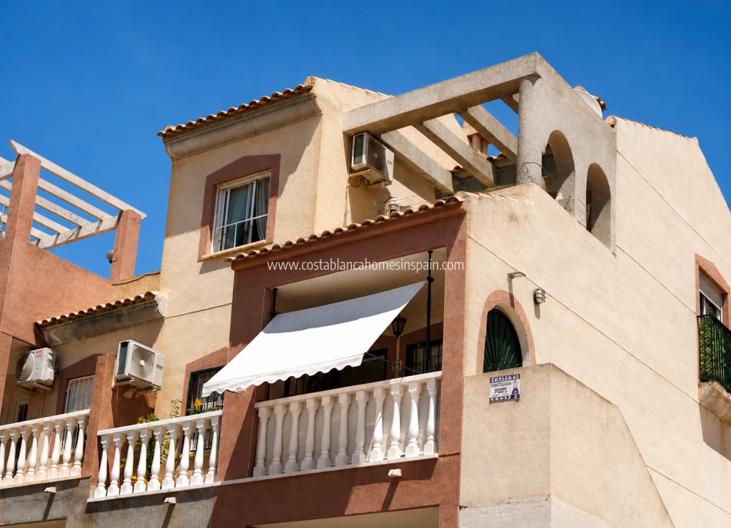 Re-salg - Apartment - Orihuela Costa - Villamartin
