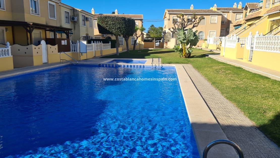 Re-salg - Apartment - Orihuela Costa - Villamartin