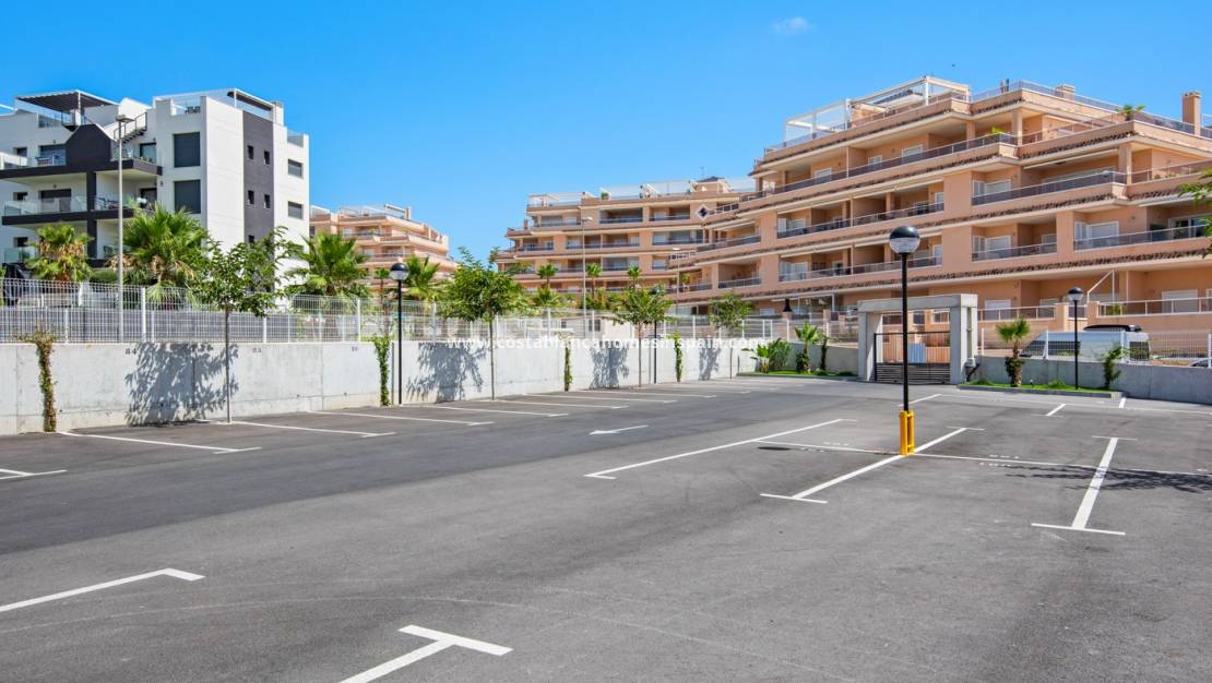 Re-salg - Apartment - Orihuela Costa - Villamartín