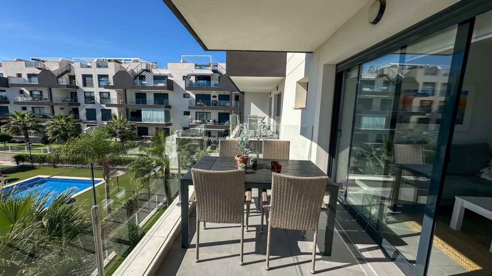 Re-salg - Apartment - Orihuela - Villamartin