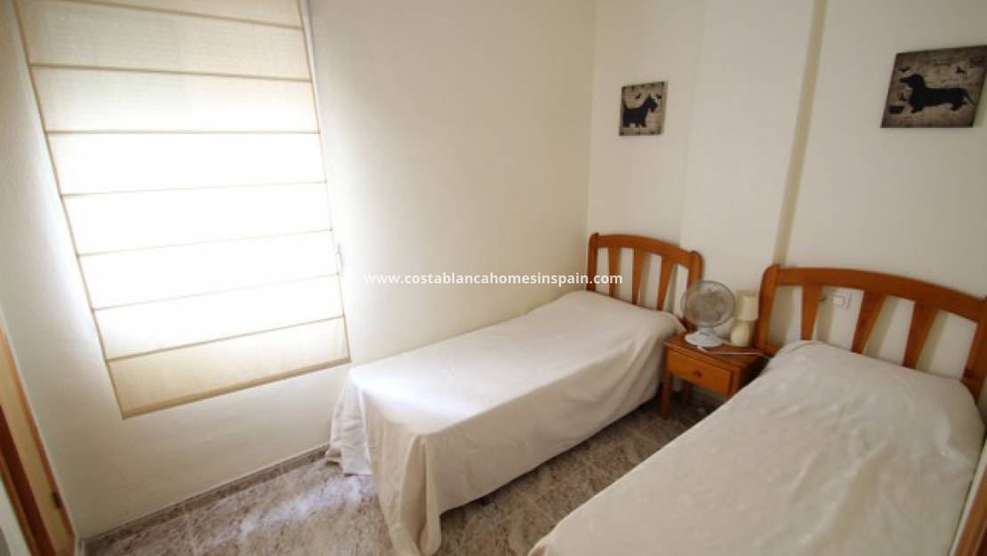 Re-salg - Apartment - Orihuela - Villamartin