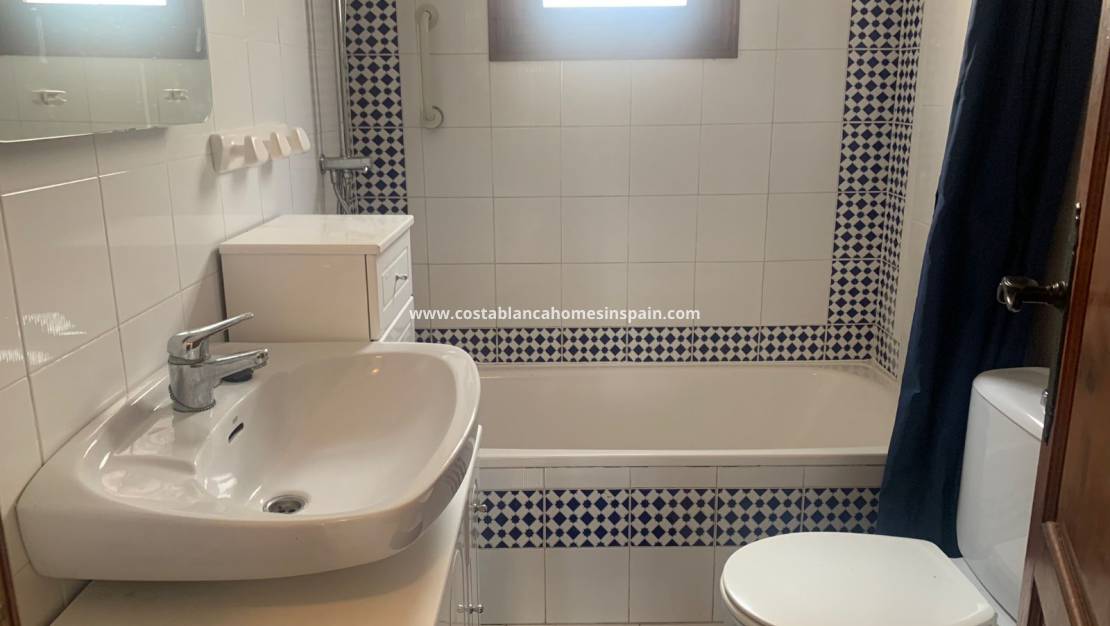 Re-salg - Apartment - Orihuela - Villamartin