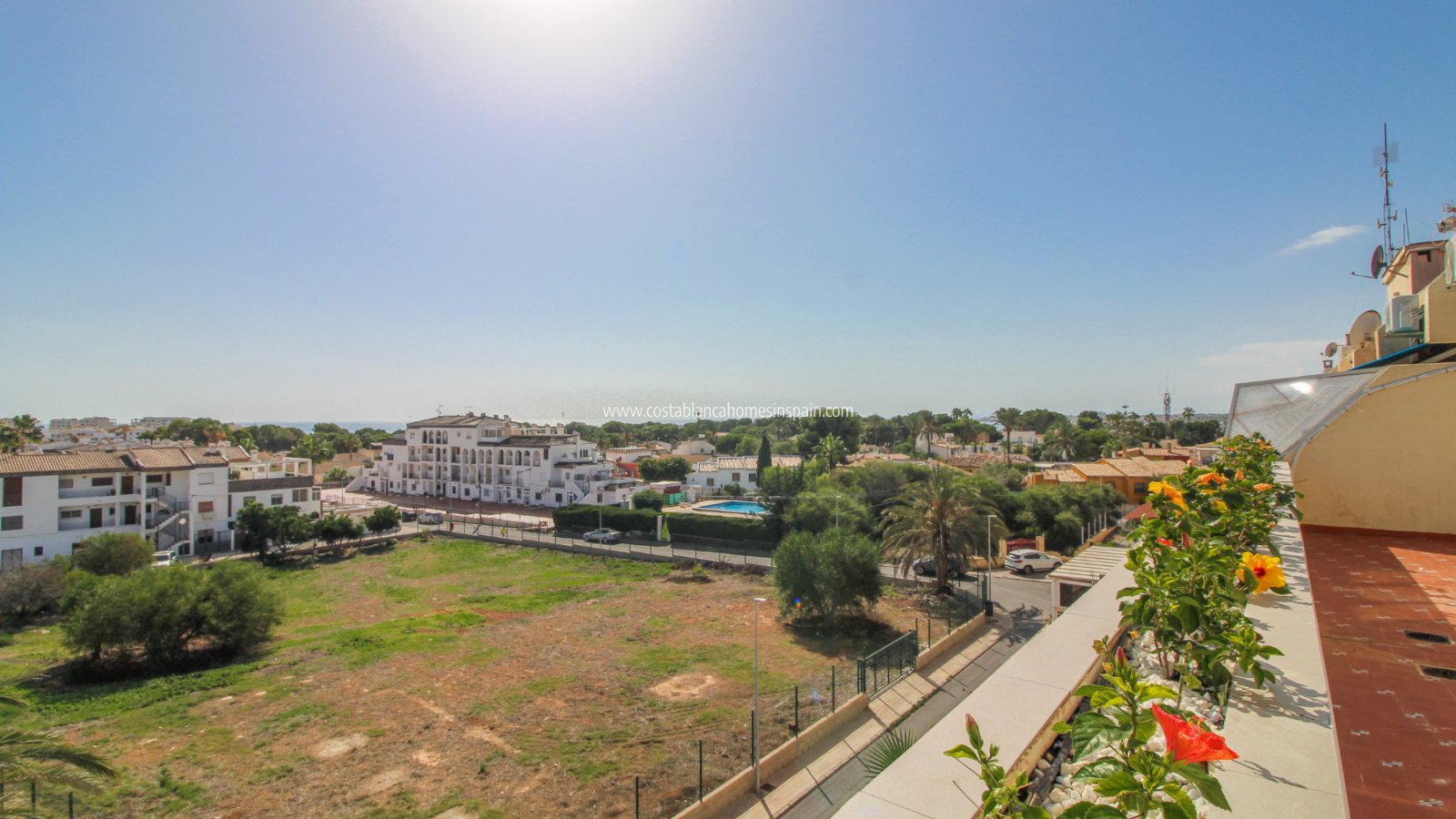 Re-salg - Apartment - Punta Prima - Beachside