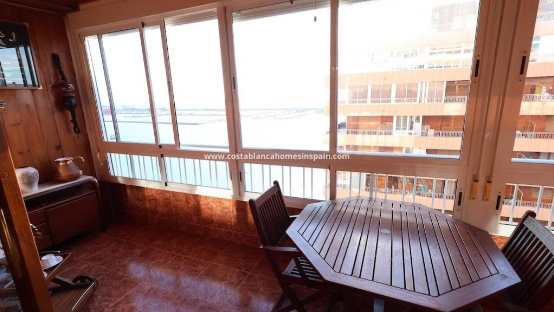 Re-salg - Apartment - Torrevieja - Acequion