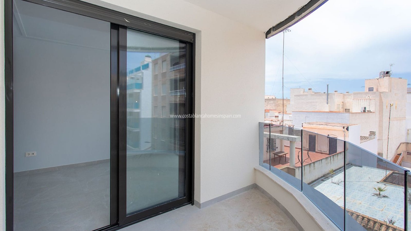 Re-salg - Apartment - Torrevieja - Beach
