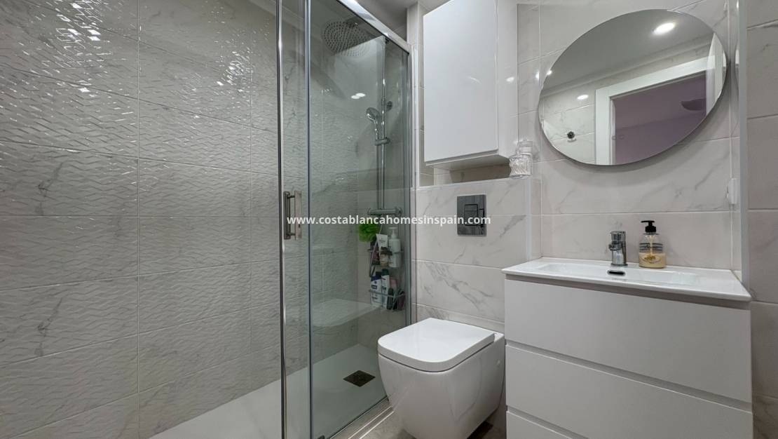 Re-salg - Apartment - Torrevieja - Center Torrevieja