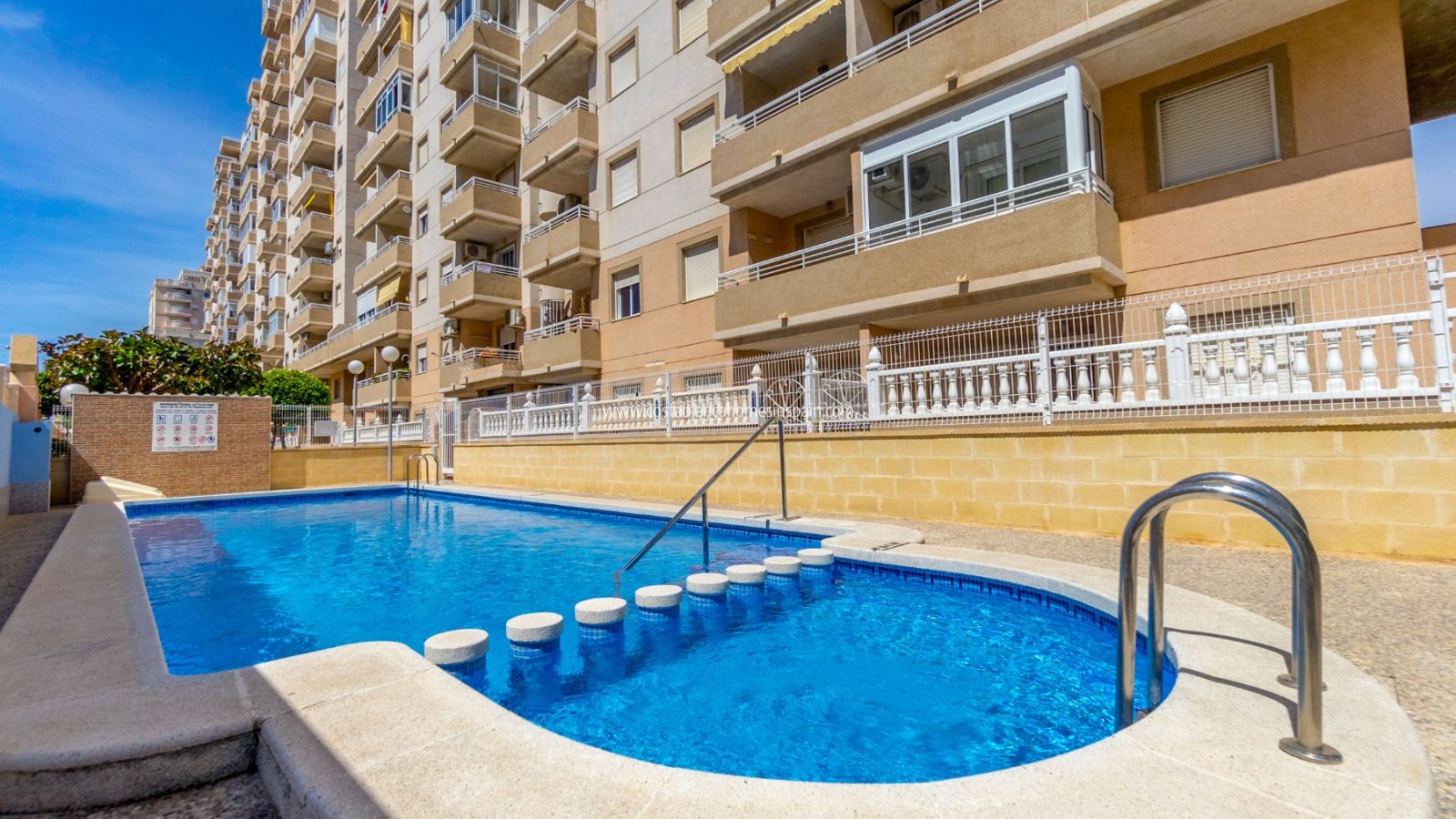 Re-salg - Apartment - Torrevieja - Centro