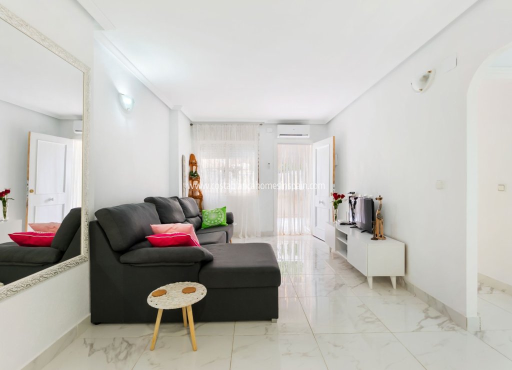 Re-salg - Apartment - Torrevieja - Centro