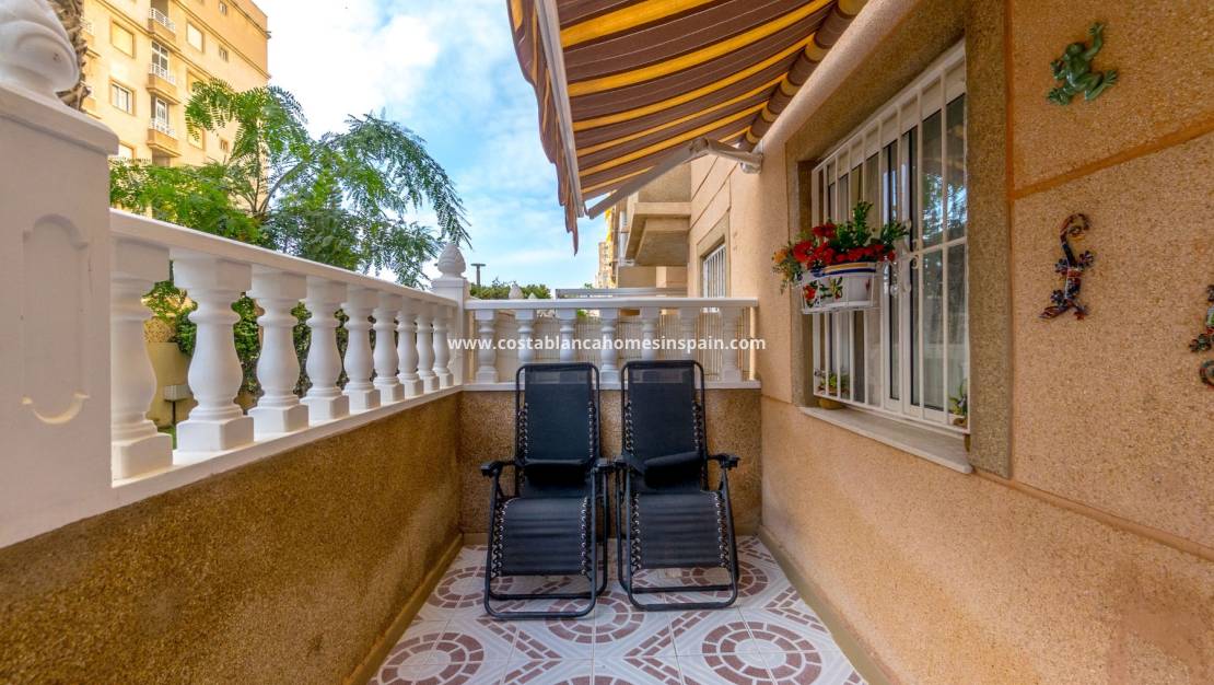 Re-salg - Apartment - Torrevieja - Centro