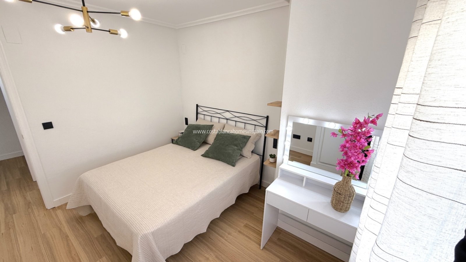 Re-salg - Apartment - Torrevieja - Costa Blanca