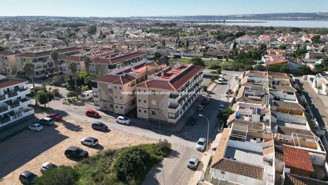 Re-salg - Apartment - Torrevieja - El chaparral