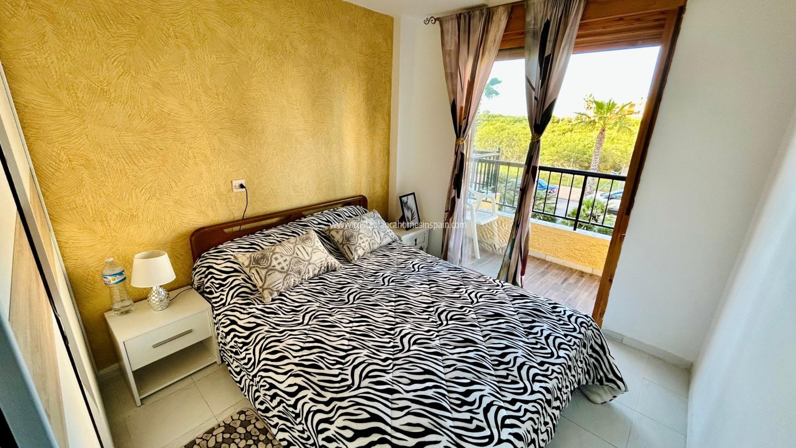 Re-salg - Apartment - Torrevieja - La Mata