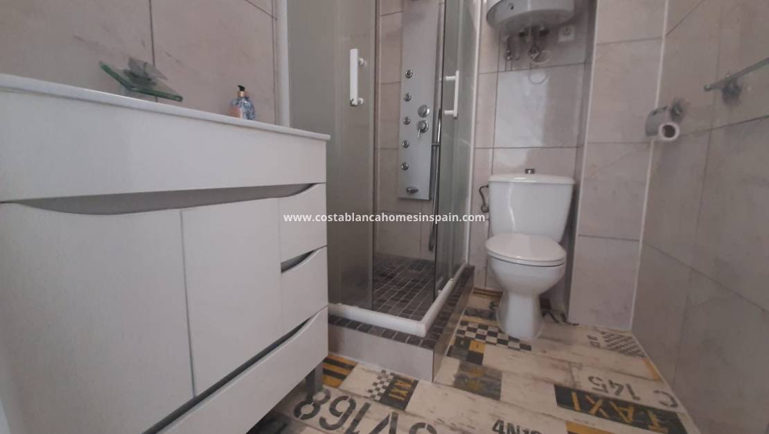 Re-salg - Apartment - Torrevieja - La Siesta