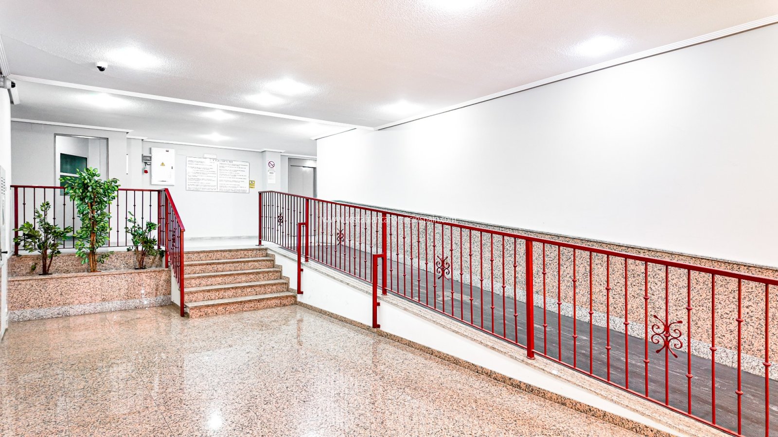 Re-salg - Apartment - Torrevieja - Parque las naciones