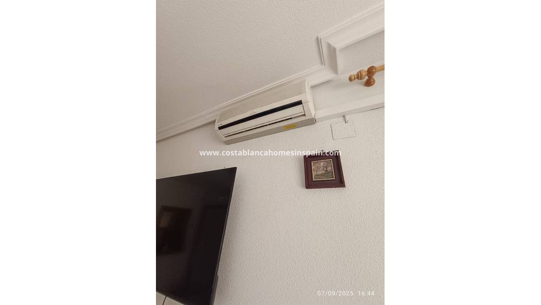 Re-salg - Apartment - Torrevieja - Playa de los Locos