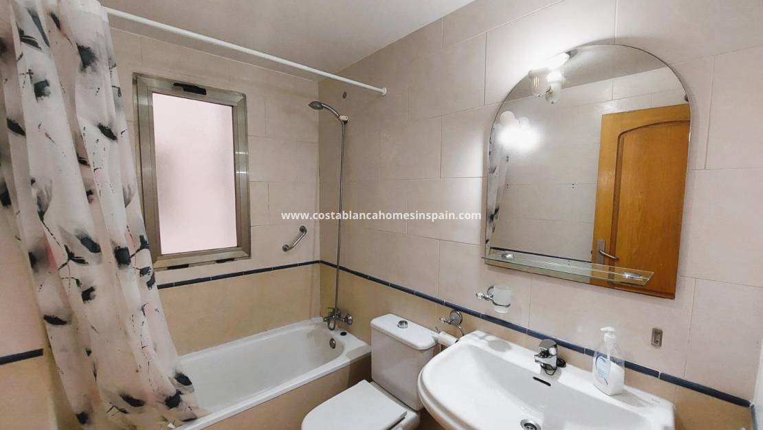 Re-salg - Apartment - Torrevieja - Playa del Cura