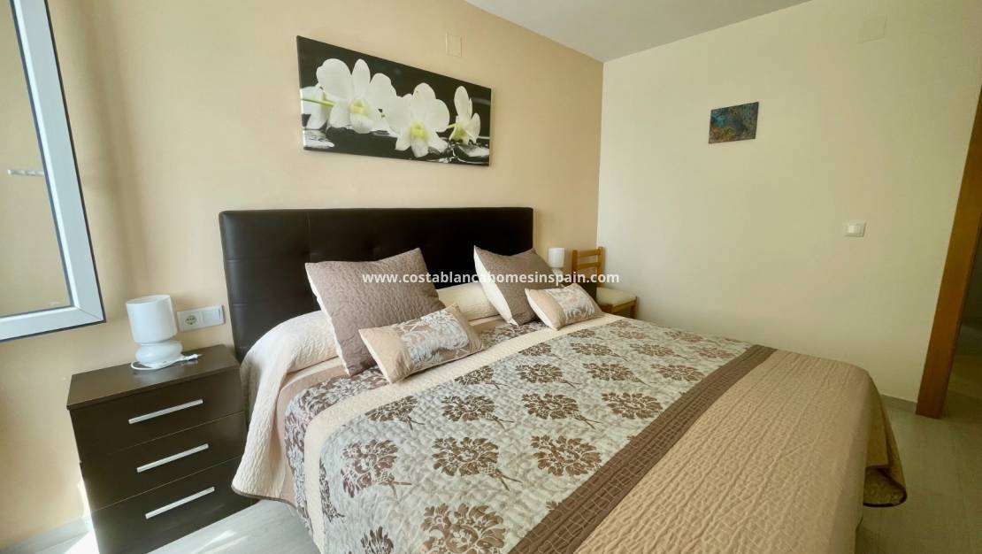 Re-salg - Apartment - Torrevieja - Playa del Cura