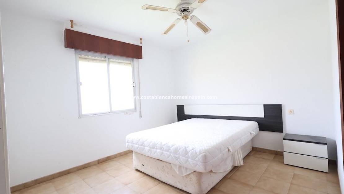 Re-salg - Apartment - Torrevieja - Punta Prima