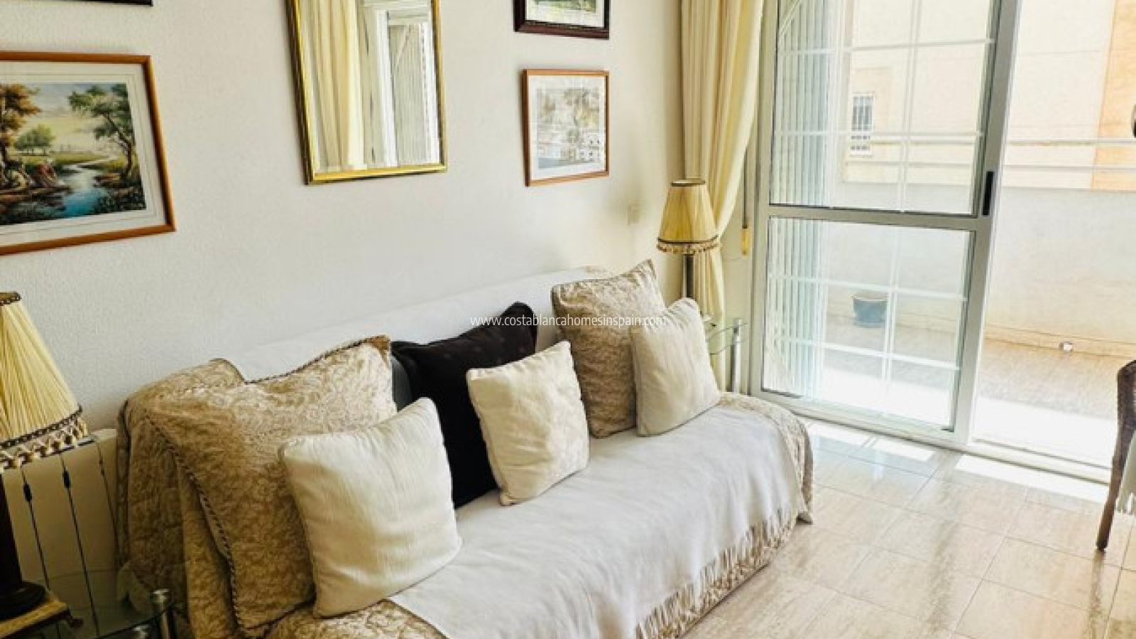 Re-salg - Apartment - Torrevieja - Urbanización San Luis