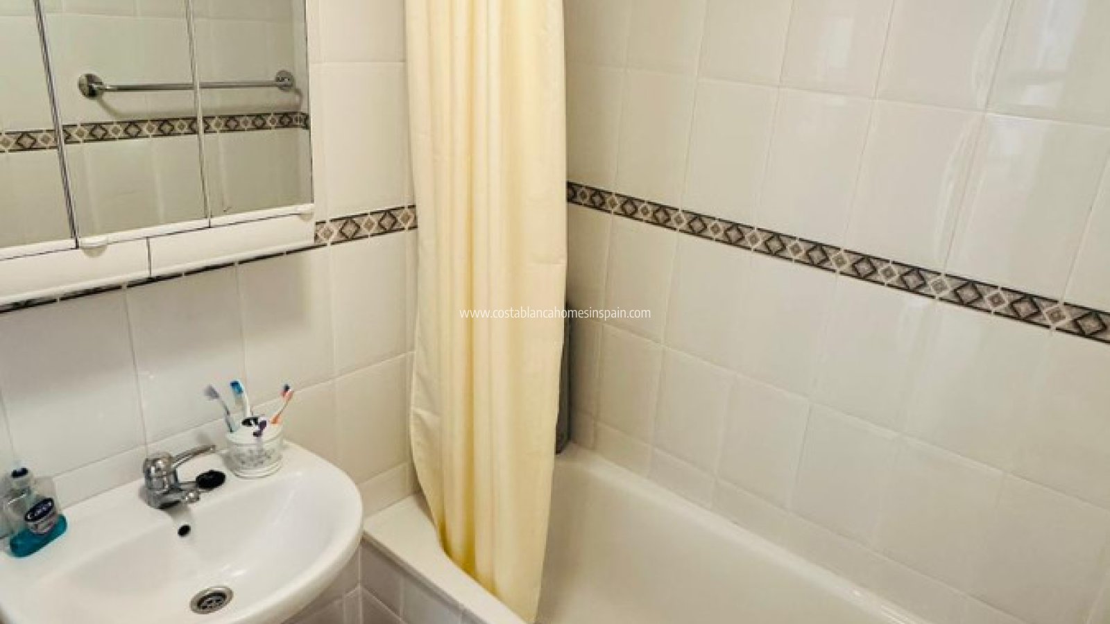 Re-salg - Apartment - Torrevieja - Urbanización San Luis