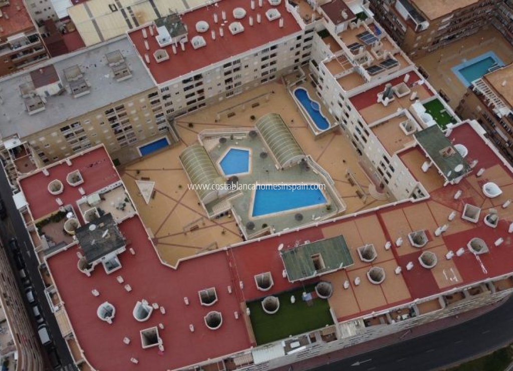 Re-salg - Apartment - Torrevieja