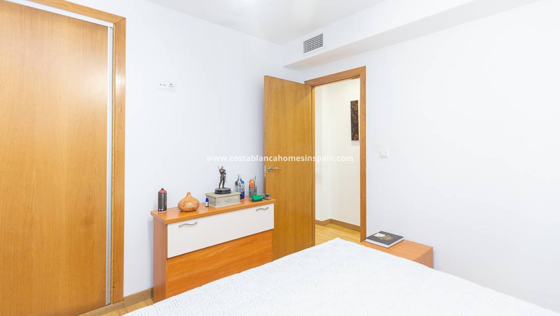 Re-salg - Apartment - Torrevieja