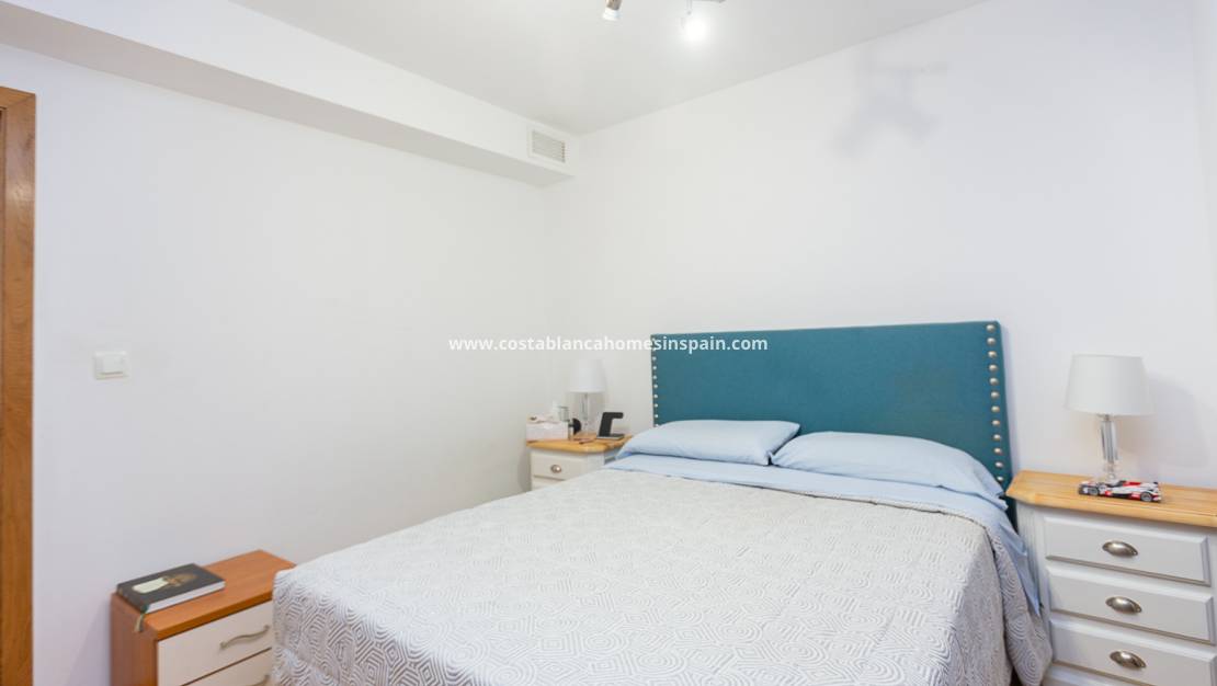 Re-salg - Apartment - Torrevieja