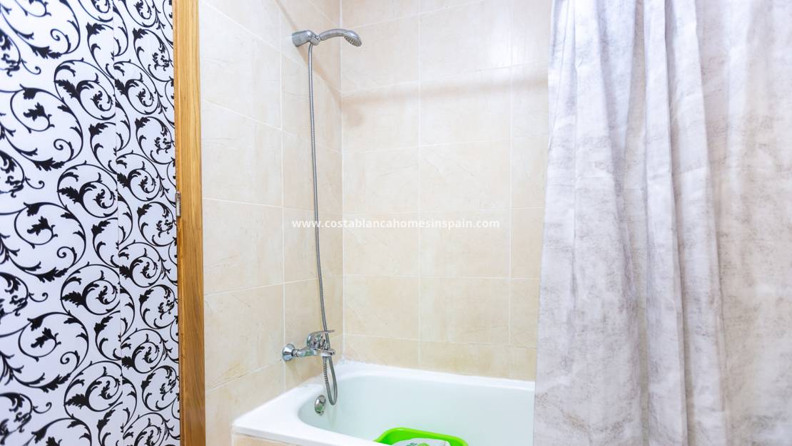 Re-salg - Apartment - Torrevieja