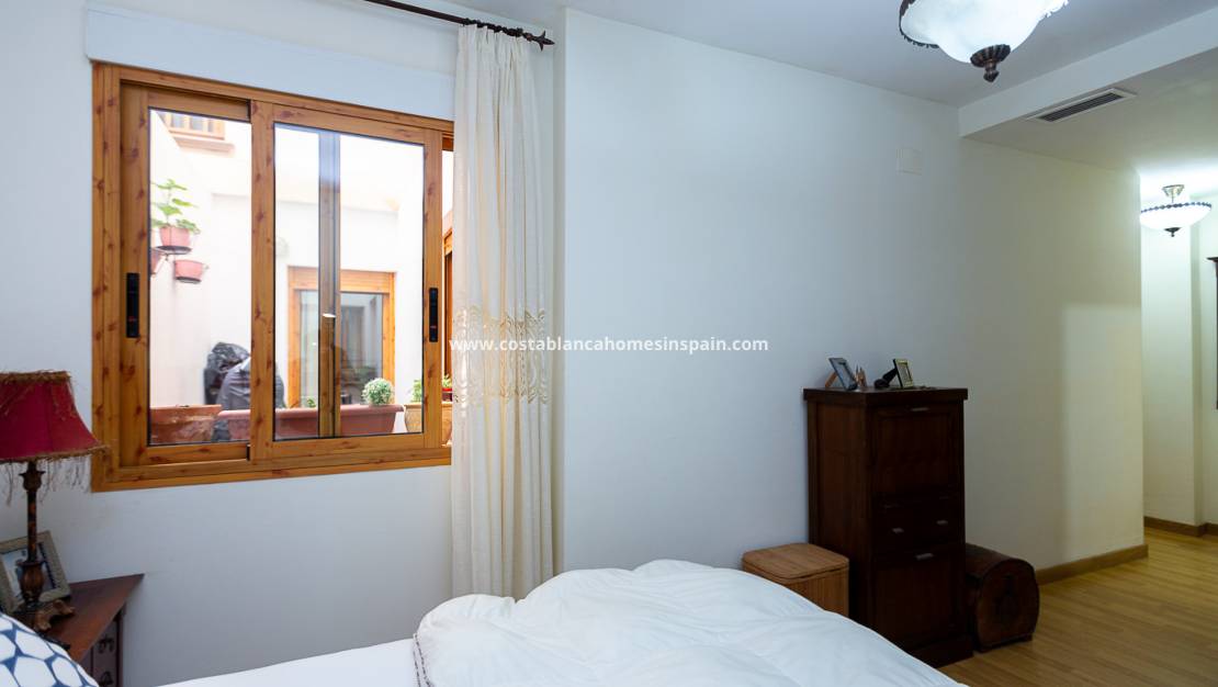 Re-salg - Apartment - Torrevieja