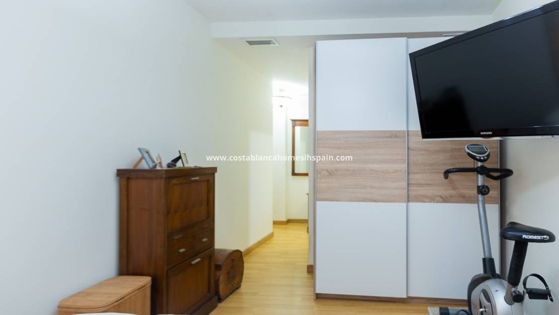 Re-salg - Apartment - Torrevieja