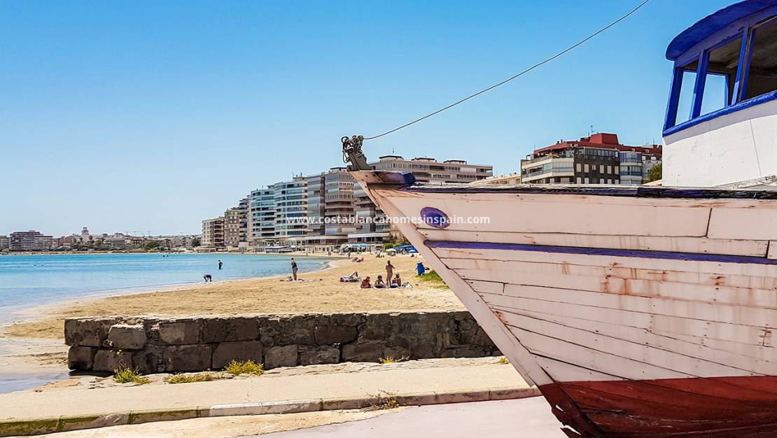 Re-salg - Apartment - Torrevieja