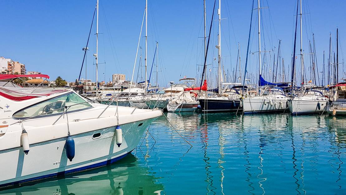 Re-salg - Apartment - Torrevieja