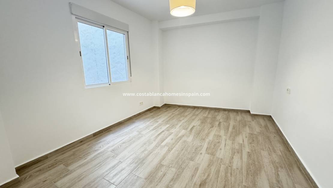 Re-salg - Apartment - Torrevieja