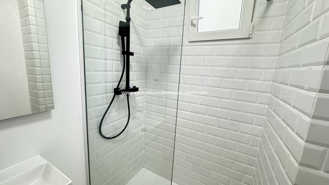 Re-salg - Apartment - Torrevieja