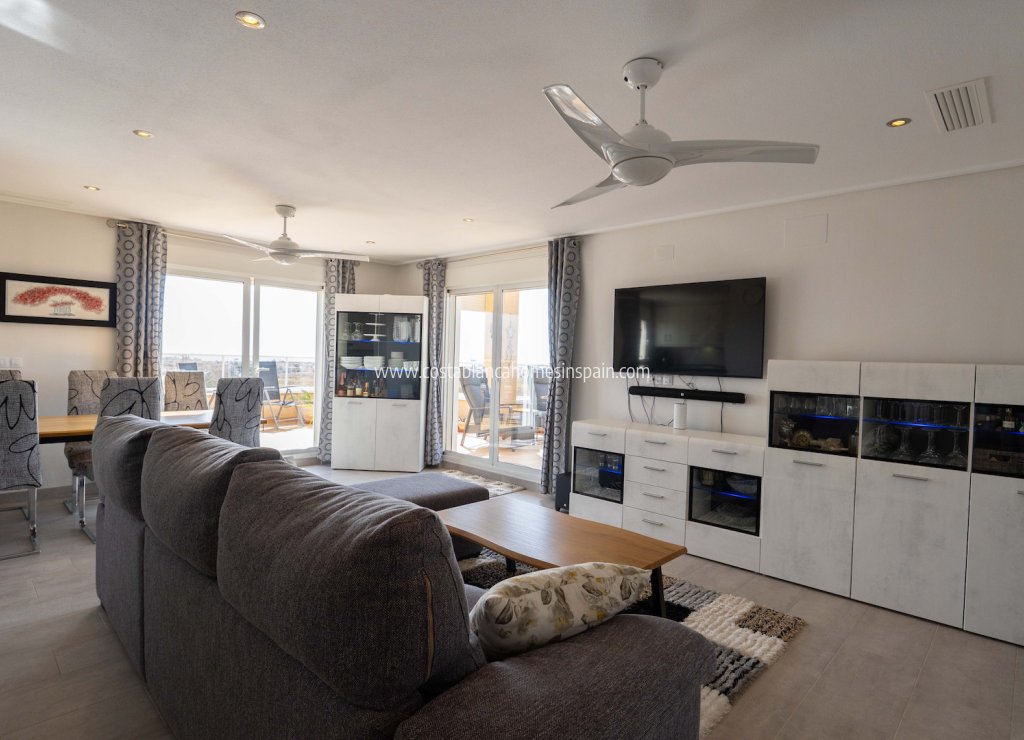 Re-salg - Apartment - Villamartin