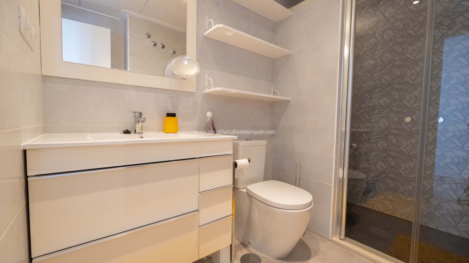 Re-salg - Apartment - Villamartin