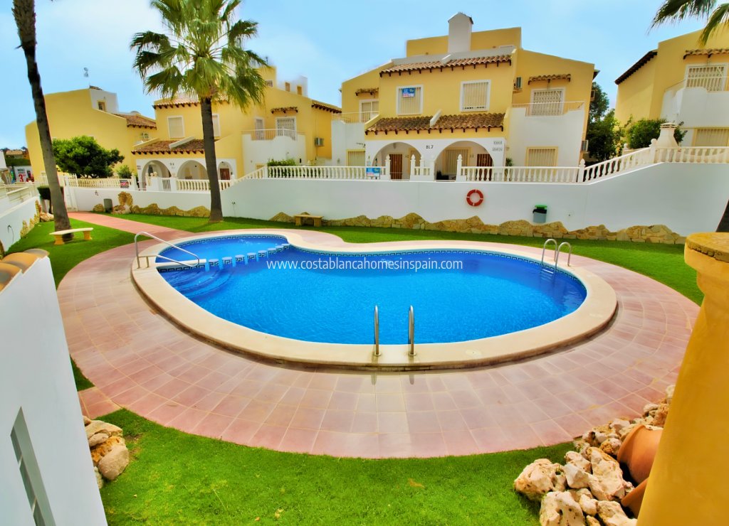 Re-salg - Apartment - Villamartin