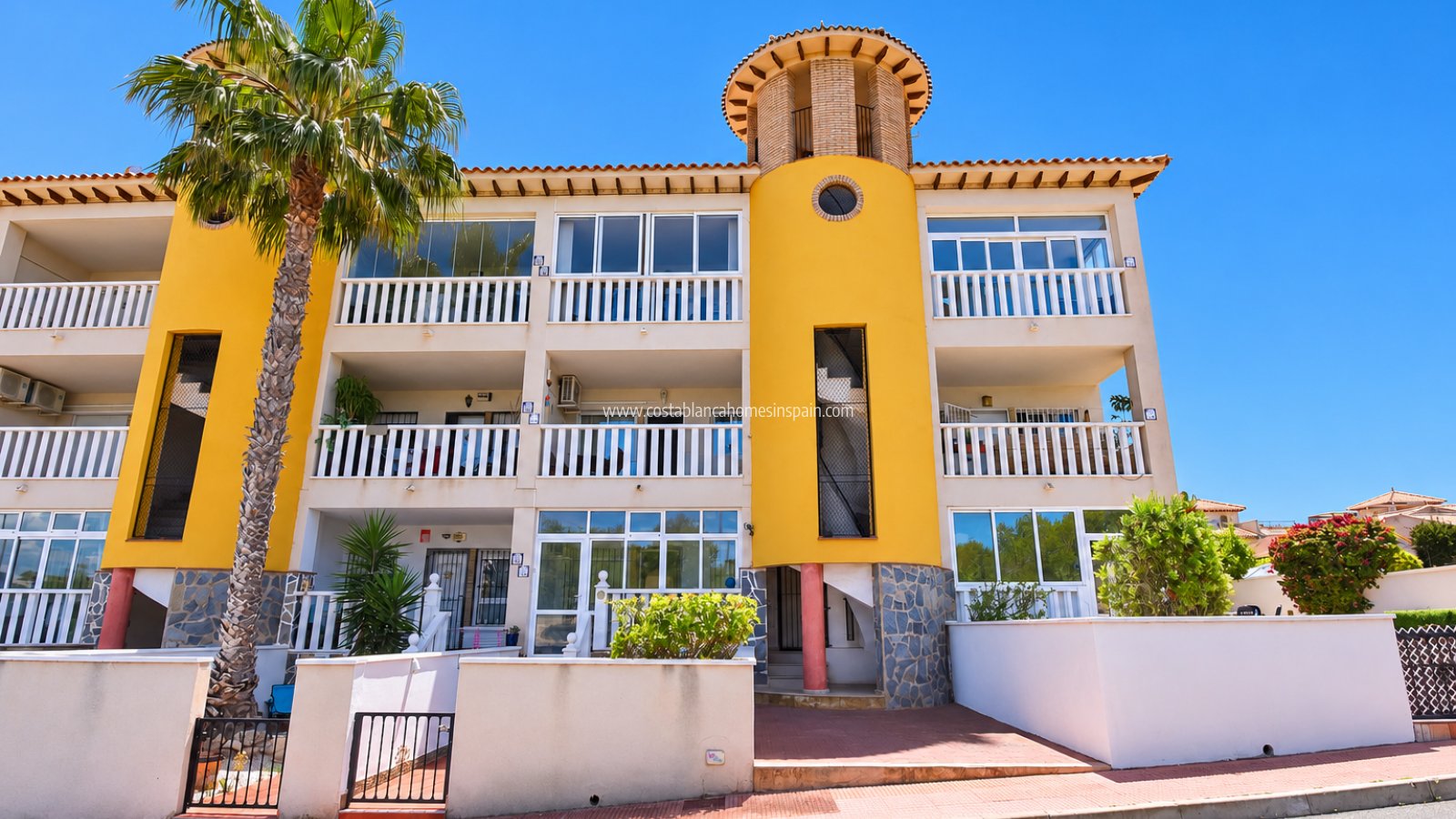 Re-salg - Apartment - Villamartin