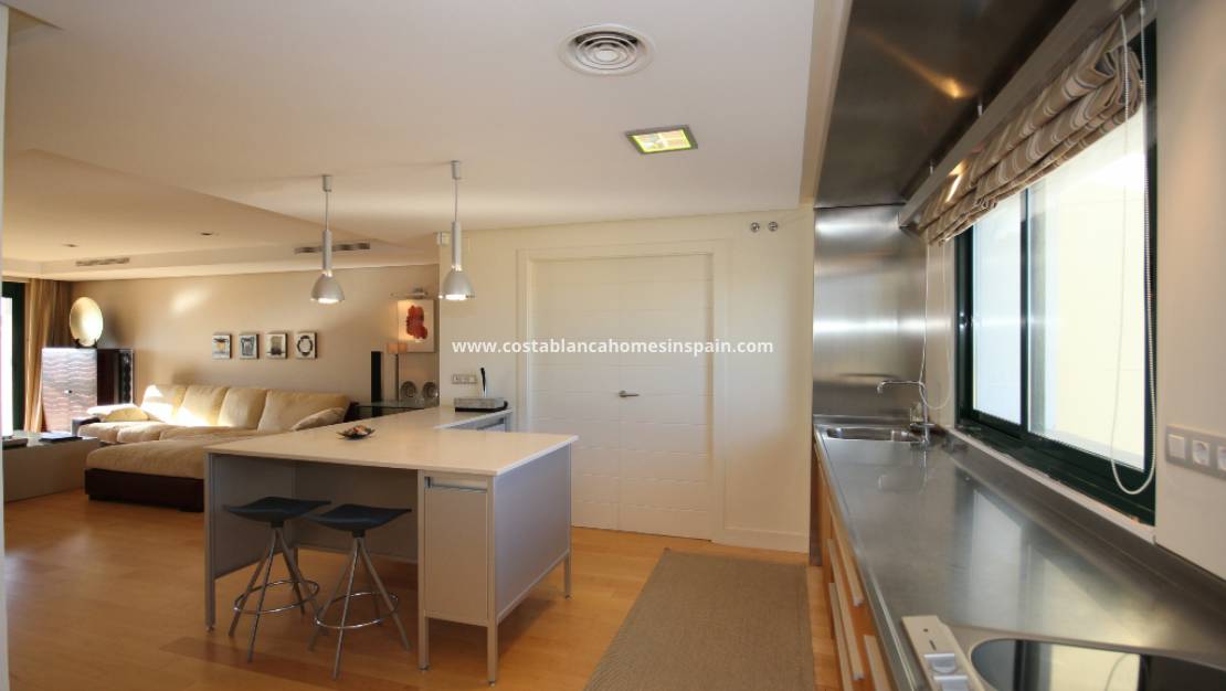 Re-salg - Apartment - Villamartin