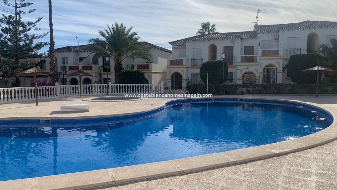 Re-salg - Apartment - Villamartin