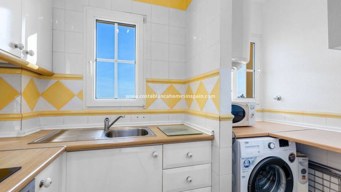 Re-salg - Apartment - Villamartin