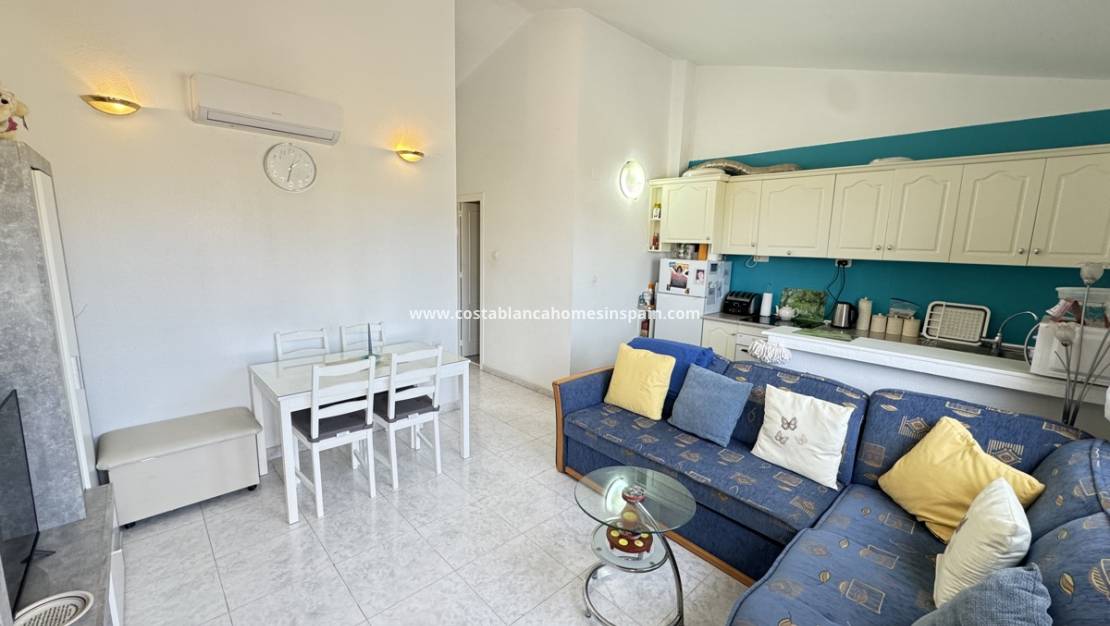 Re-salg - Apartment - Villamartin