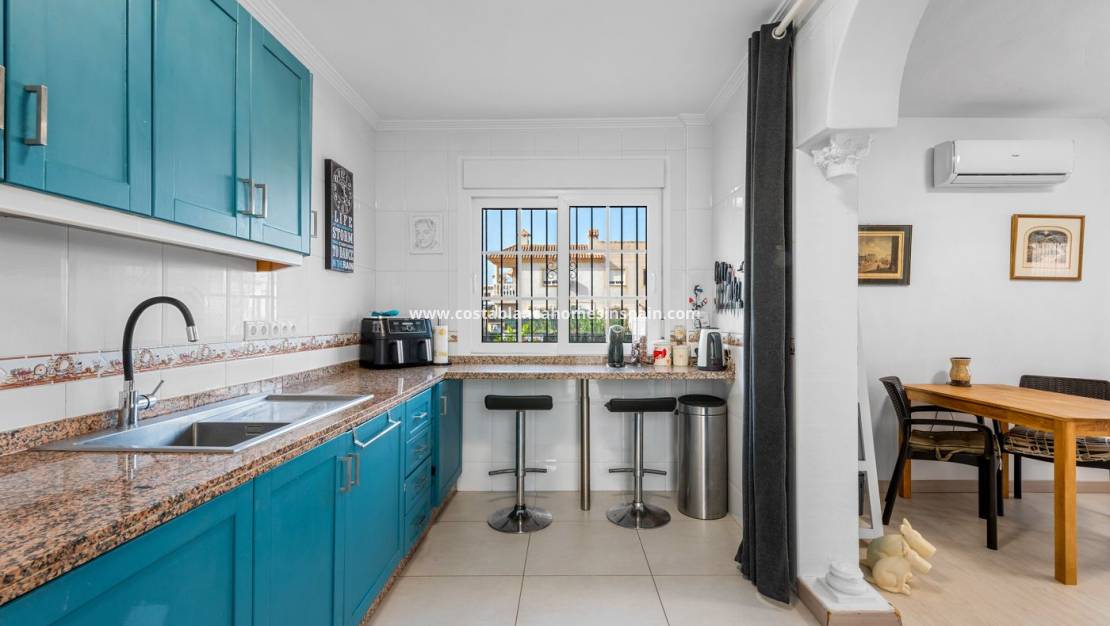 Re-salg - Apartment - Villamartin