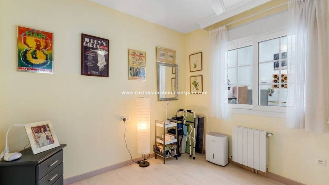 Re-salg - Apartment - Villamartin