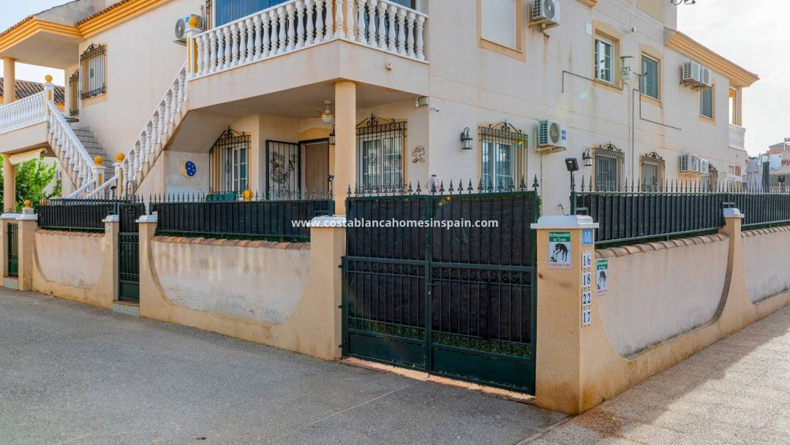 Re-salg - Apartment - Villamartin
