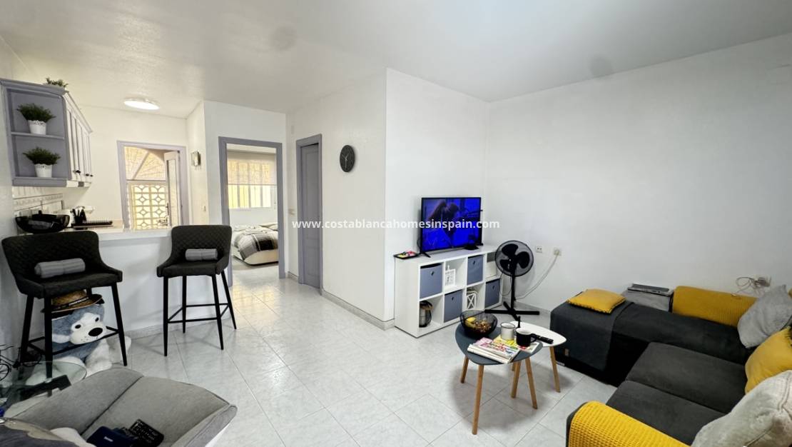 Re-salg - Apartment - Villamartin