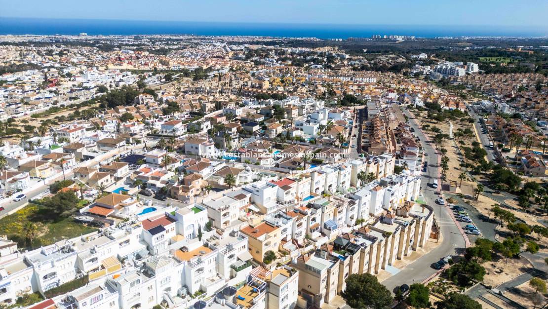 Re-salg - Apartment - Villamartin