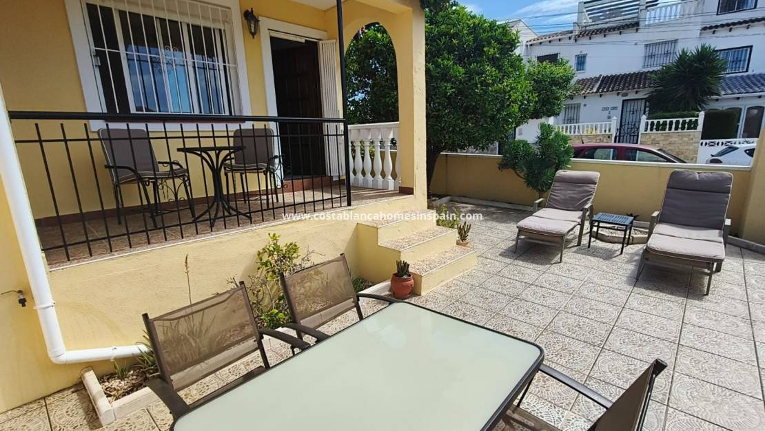 Re-salg - Apartment - Villamartin